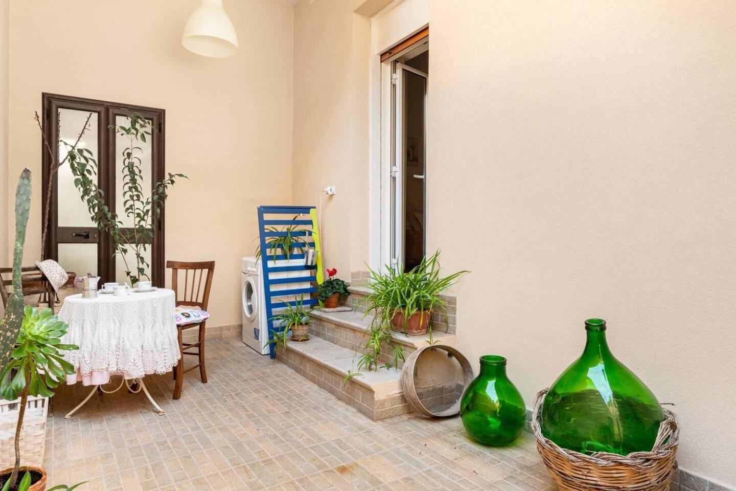 דירות San Michele di Ganzaria Casa Pinu מראה חיצוני תמונה